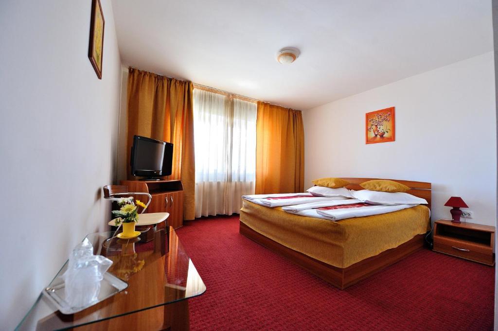 Motel Confort Floresti  Bagian luar foto